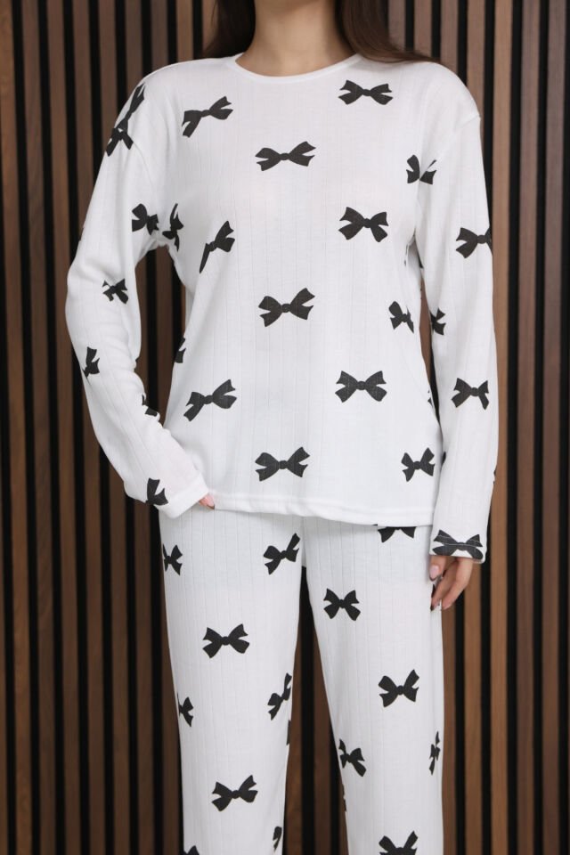 Arvin Pijama Kadın Siyah Kurdele Desenli Yumuşak Dokulu Fitilli Kışlık Pamuklu Uzun Kollu Rahat Kalıp Şardonlu Pijama Takımı M