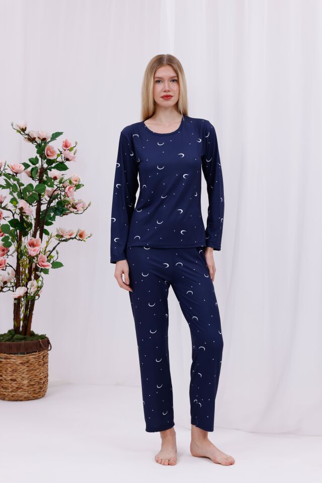 Yumuşak Dokulu Rahat Kalıp Uzun Kollu Örme Kadın Pijama Takımı Lacivert Ayyıldız - S