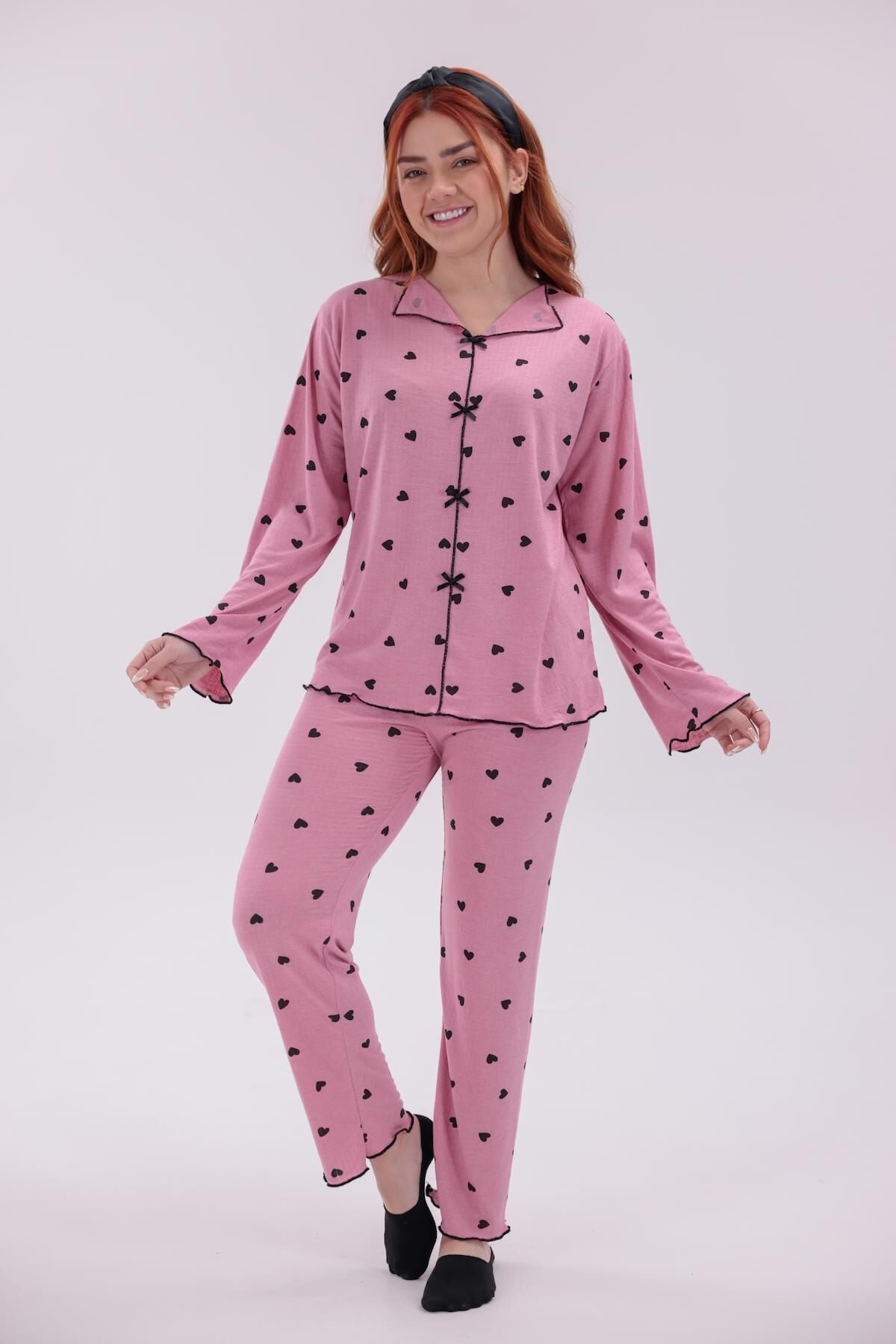 Lila Renk Kalp Desenli Rahat Kalıp Yumuşak Dokulu Pamuklu Örme Kumaş Uzun Kollu Kadın Pijama Takımı XL - Lila Siyah Kalp