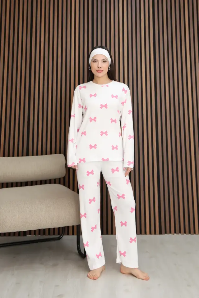 Fuşya Kurdele Desenli Yumuşak Dokulu Fitilli Kışlık Pamuklu Uzun Kol Rahat Kalıp Kadın Pijama Takımı