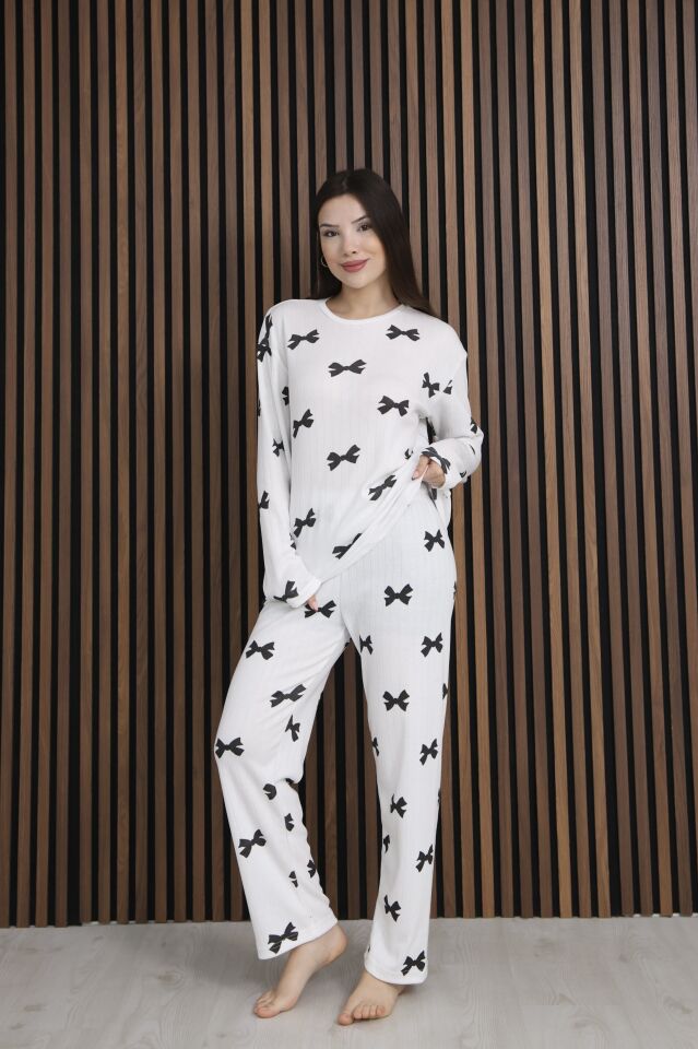 Kadın Desenli Yumuşak Dokulu Şardonlu Fitilli Kışlık Pamuklu Uzun Kol Rahat Kalıp Kadın Pijama Takımı Siyah Kurdele - 2XL