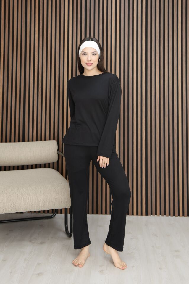 Kışlık Kadın Kadife Pijama Takımı Yumuşak Dokulu Uzun Kollu Rahat Kalıp Siyah - S