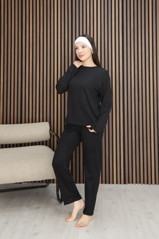 Kışlık Kadın Kadife Pijama Takımı Yumuşak Dokulu Uzun Kollu Rahat Kalıp Siyah - 2XL